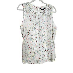 41 Hawthorn Sleeveless Blouse White Floral NWT Large Embroidered Neckline